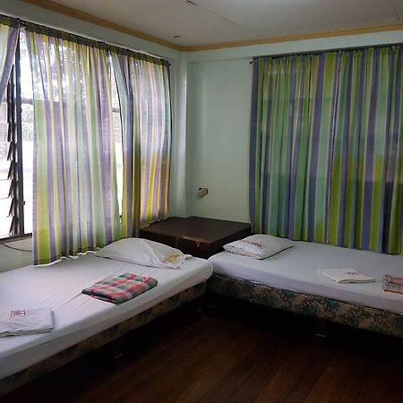 Texicano Hotel Main Laoag Exterior foto