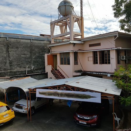 Texicano Hotel Main Laoag Exterior foto